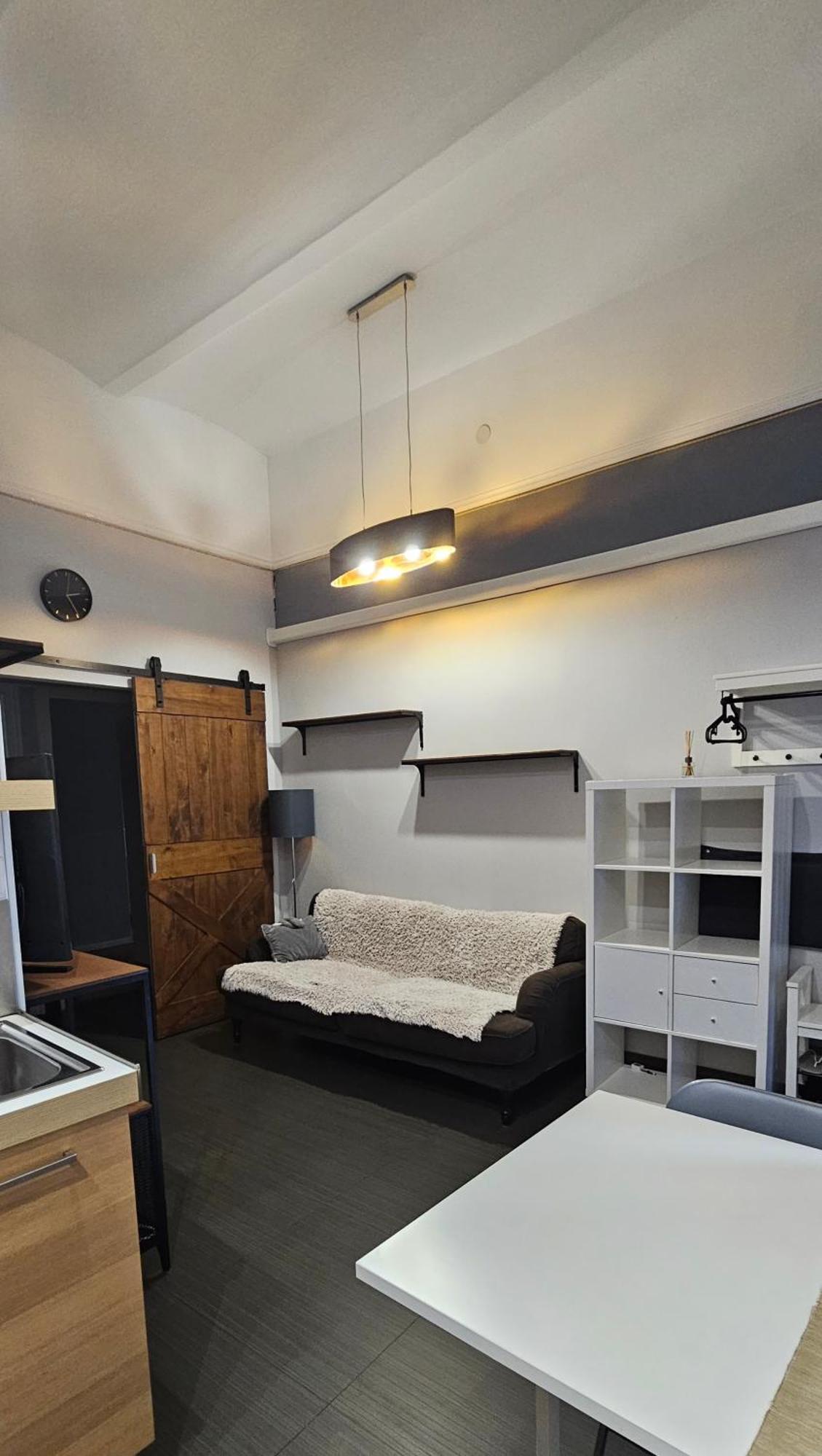 Central Dob Apartman Budapeste Exterior foto