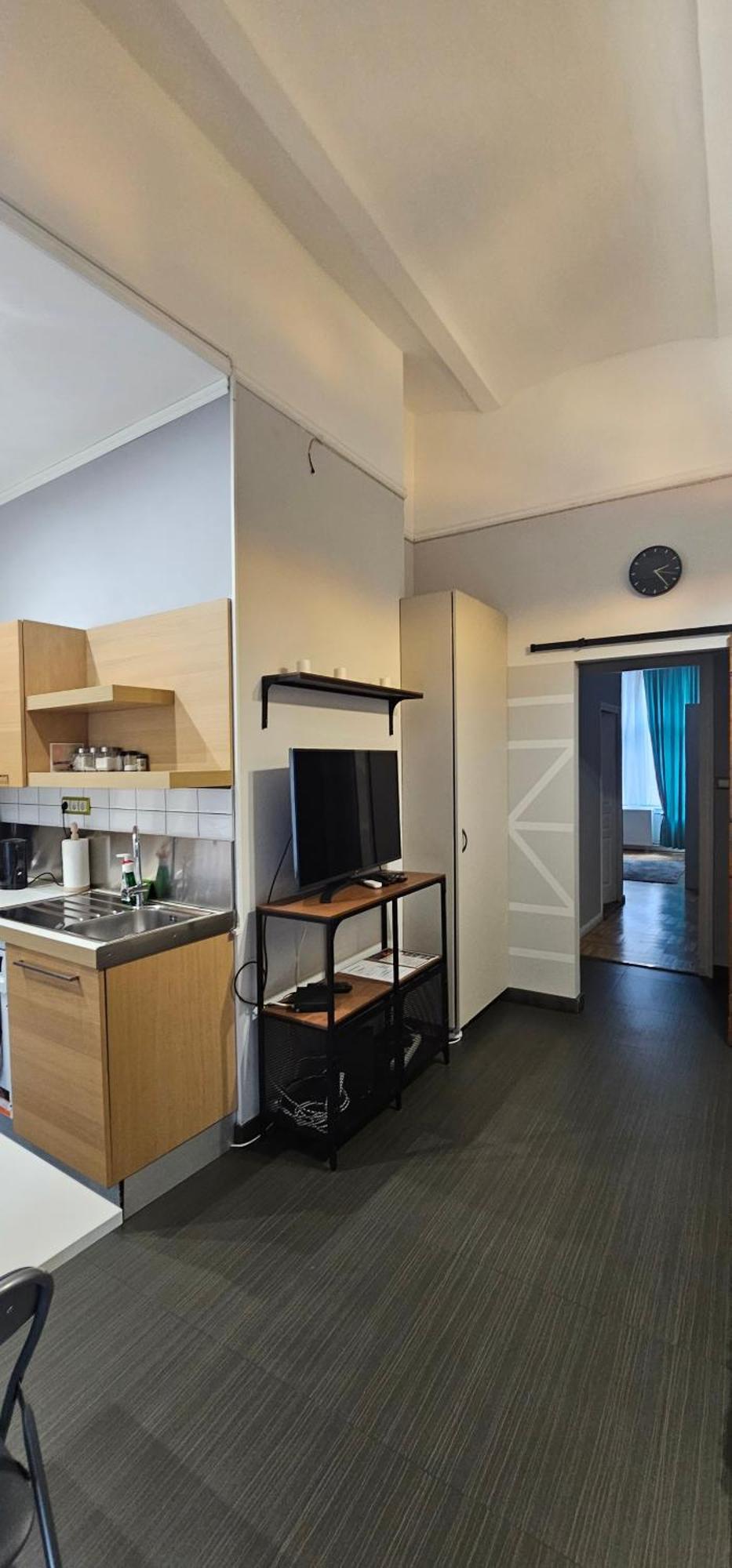 Central Dob Apartman Budapeste Exterior foto
